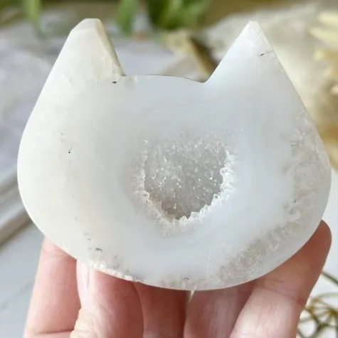 White Agate with Quartz Druzy carved cat head