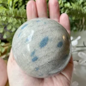 Manganese with Dumortierite in Quartz