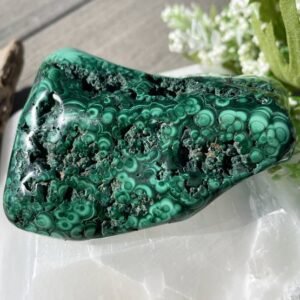 Malachite specimen for emotional balance