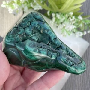 Malachite specimen for emotional balance