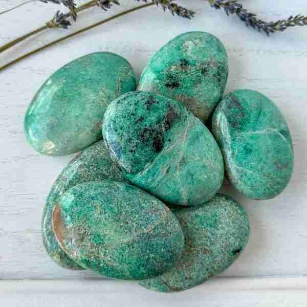 green kyanite