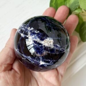 Sodalite brings clarity to your mental self and activates your intuitive abilities. This beautiful stone helps us find our own truth.