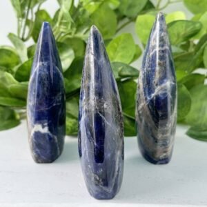 Sodalite brings clarity to your mental self and activates your intuitive abilities. This beautiful stone helps us find our own truth.