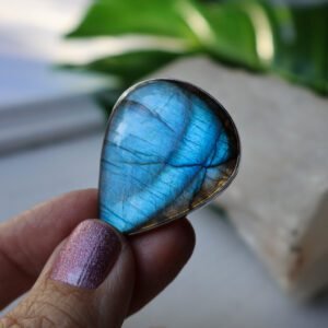 Labradorite Sterling Silver Pendant, a protective stone for intuition and inner magic